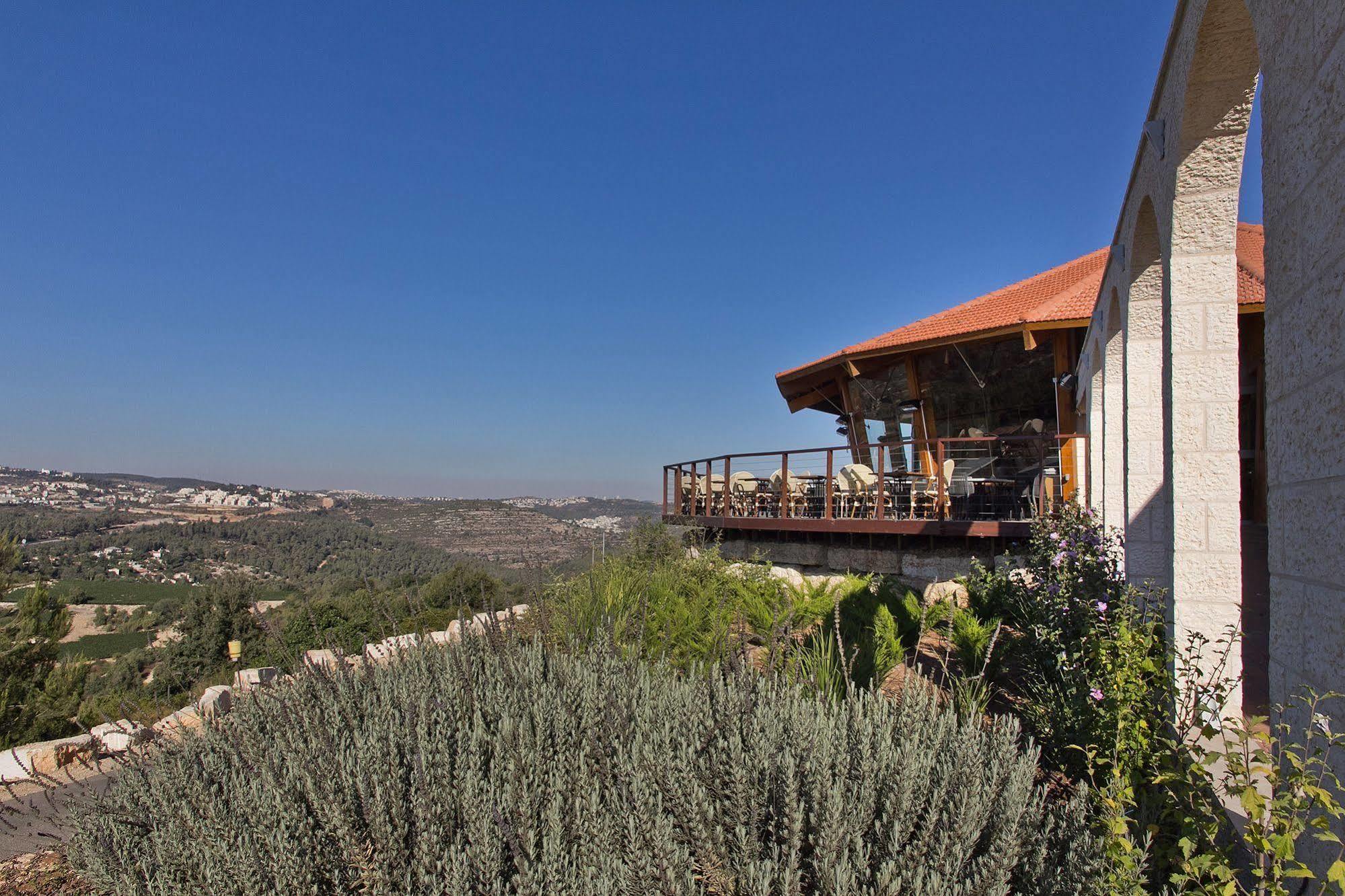 Shoresh Green Hills Family Suites Hotel Extérieur photo