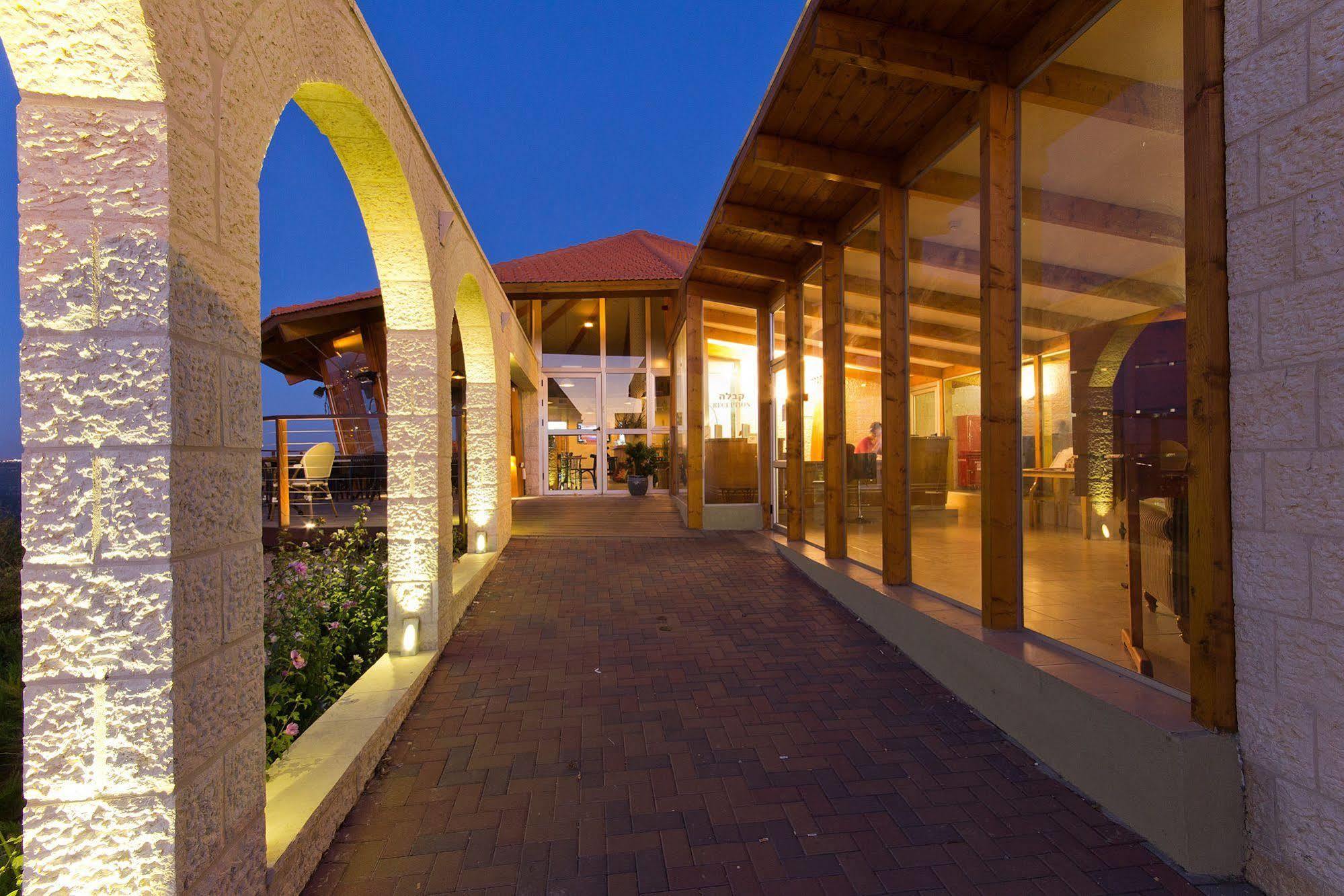 Shoresh Green Hills Family Suites Hotel Extérieur photo