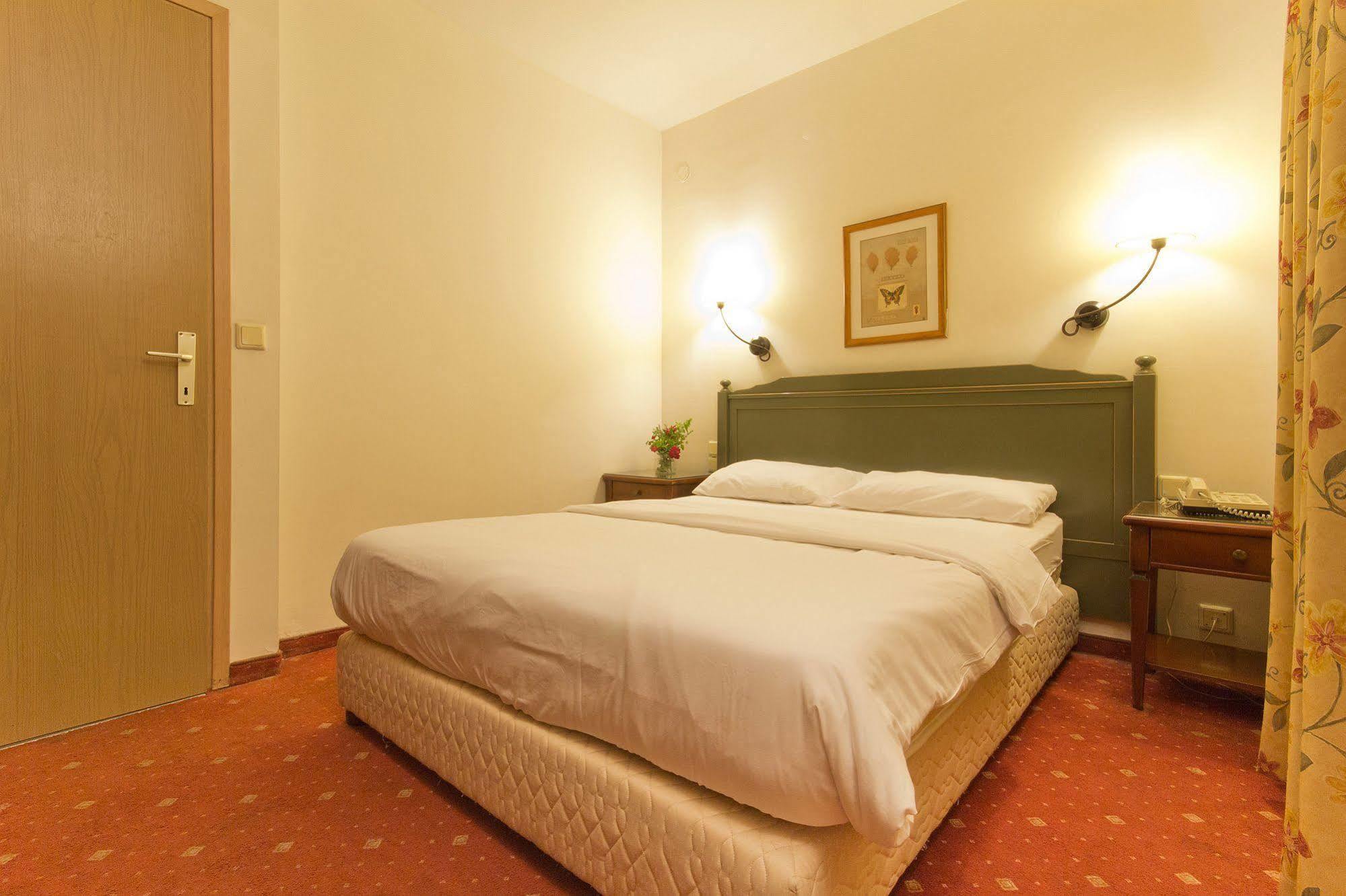 Shoresh Green Hills Family Suites Hotel Extérieur photo
